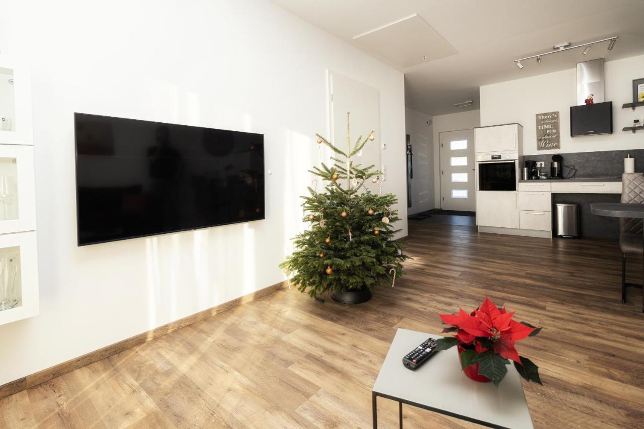 Ferienwohnung Bergaecker นอยอัลเบนรอยธ์ ภายนอก รูปภาพ